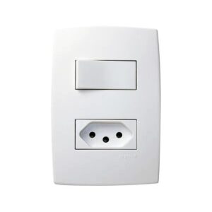 Conjunto 4x2 Interruptor Simples E Tomada 10a - Pial Plus